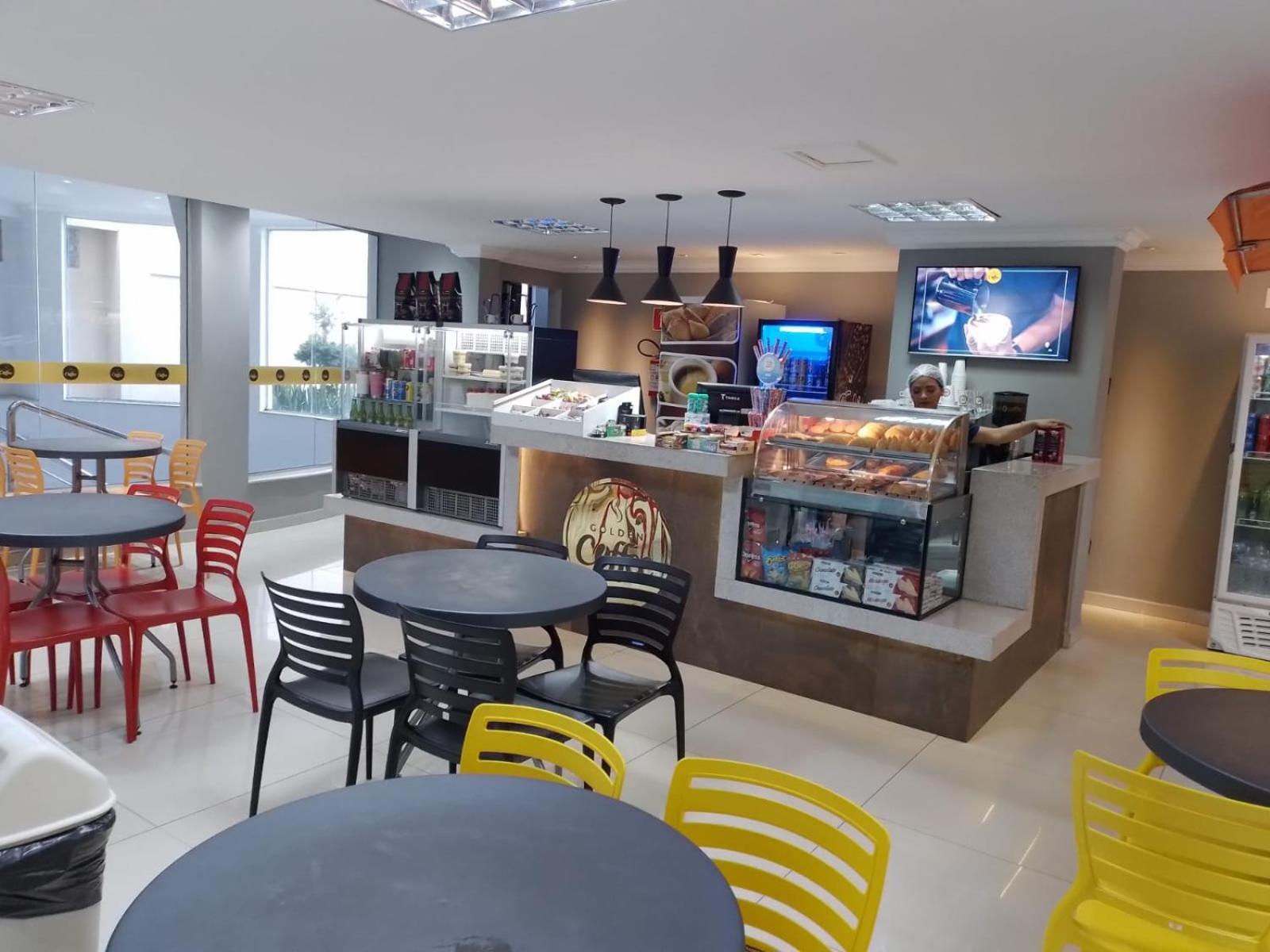 Golden Dolphin Grand Hotel Калдас Новас Екстериор снимка