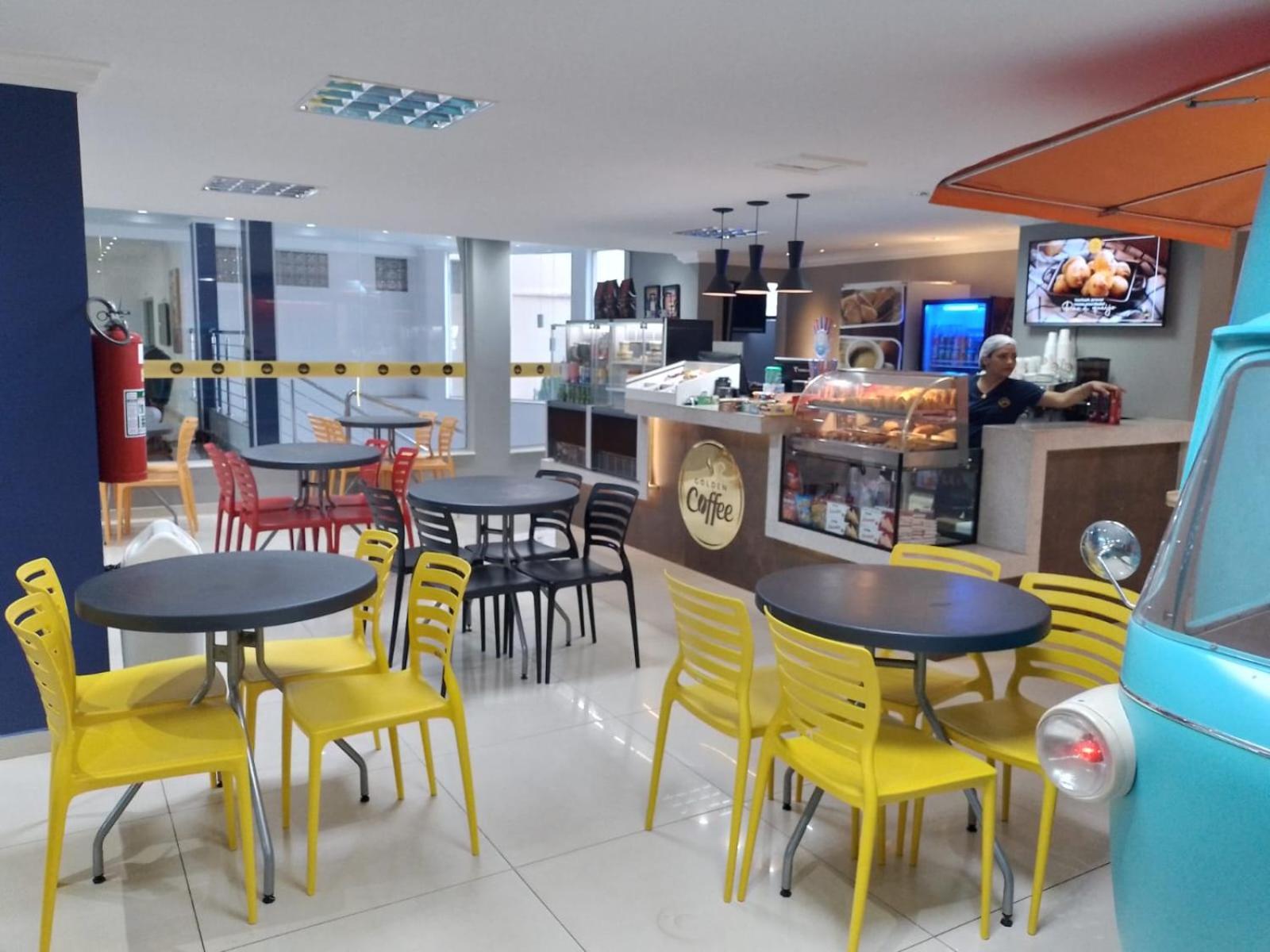 Golden Dolphin Grand Hotel Калдас Новас Екстериор снимка